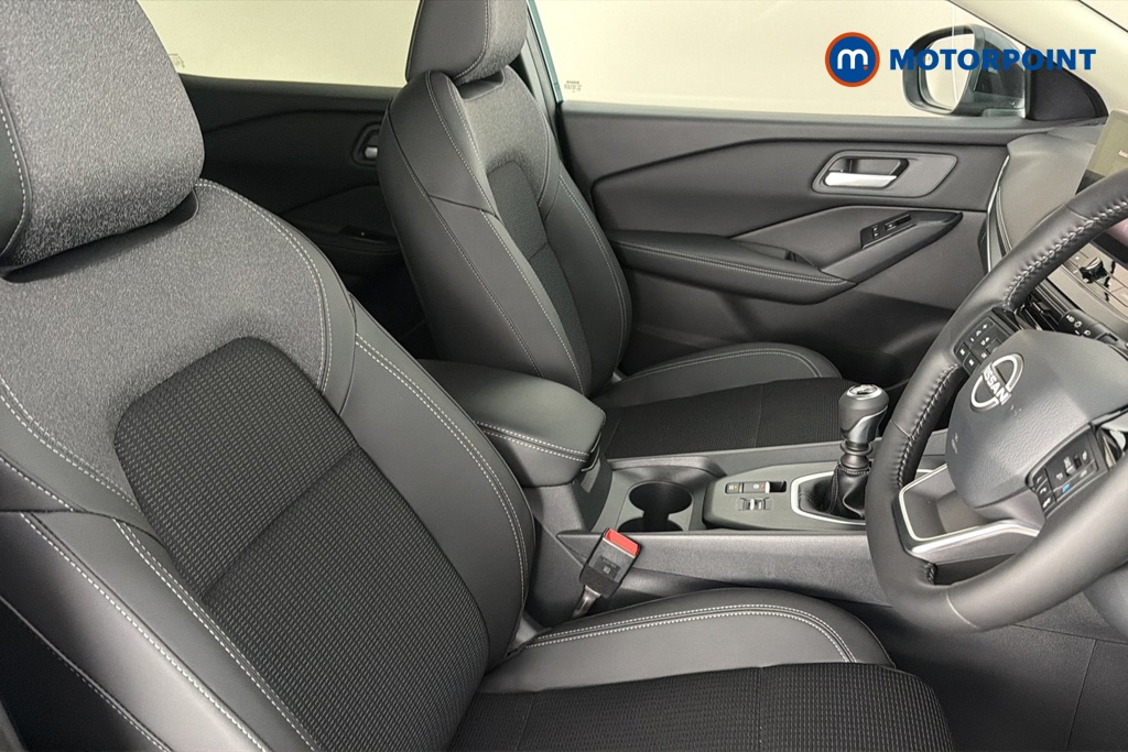 Nissan Qashqai N-Connecta Manual Petrol SUV - Stock Number (1683505) - 22nd supplementary image