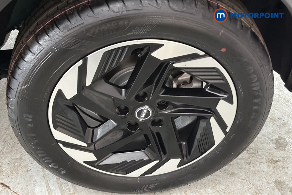Nissan Qashqai N-Connecta Manual Petrol SUV - Stock Number (1683505) - 45th supplementary image
