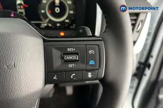 Nissan Qashqai N-Connecta Automatic Petrol SUV - Stock Number (1683510) - 3rd supplementary image