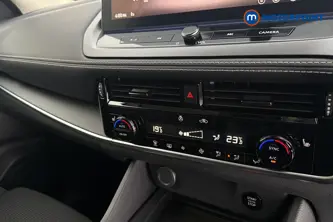 Nissan Qashqai N-Connecta Automatic Petrol SUV - Stock Number (1683510) - 12th supplementary image