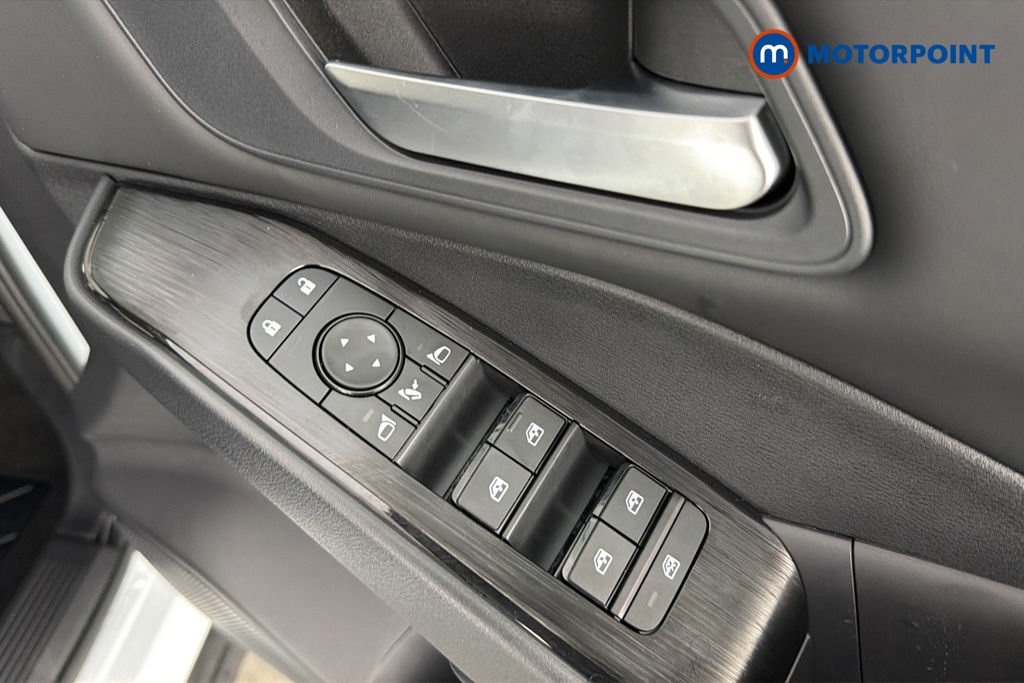 Nissan Qashqai N-Connecta Automatic Petrol SUV - Stock Number (1683510) - 19th supplementary image