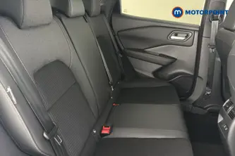 Nissan Qashqai N-Connecta Automatic Petrol SUV - Stock Number (1683510) - 25th supplementary image