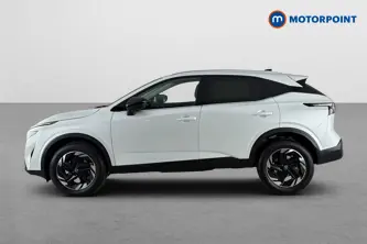 Nissan Qashqai N-Connecta Automatic Petrol SUV - Stock Number (1683510) - Drivers side