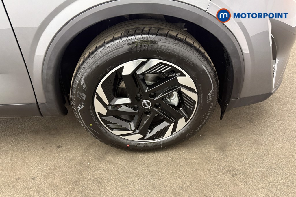 Nissan Qashqai N-Connecta Automatic Petrol SUV - Stock Number (1683512) - 19th supplementary image
