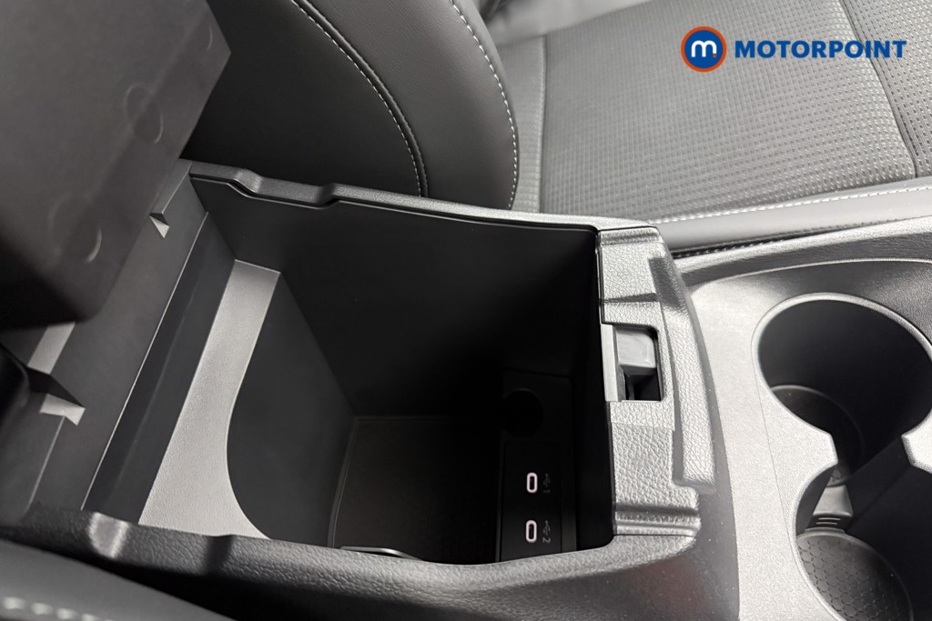 Nissan Qashqai N-Connecta Automatic Petrol SUV - Stock Number (1683512) - 30th supplementary image