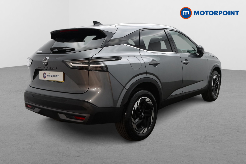 Nissan Qashqai N-Connecta Automatic Petrol SUV - Stock Number (1683512) - Drivers side rear corner