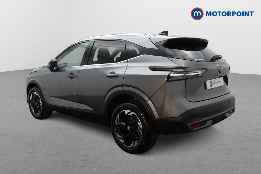 Nissan Qashqai N-Connecta Automatic Petrol SUV - Stock Number (1683512) - Passenger side rear corner