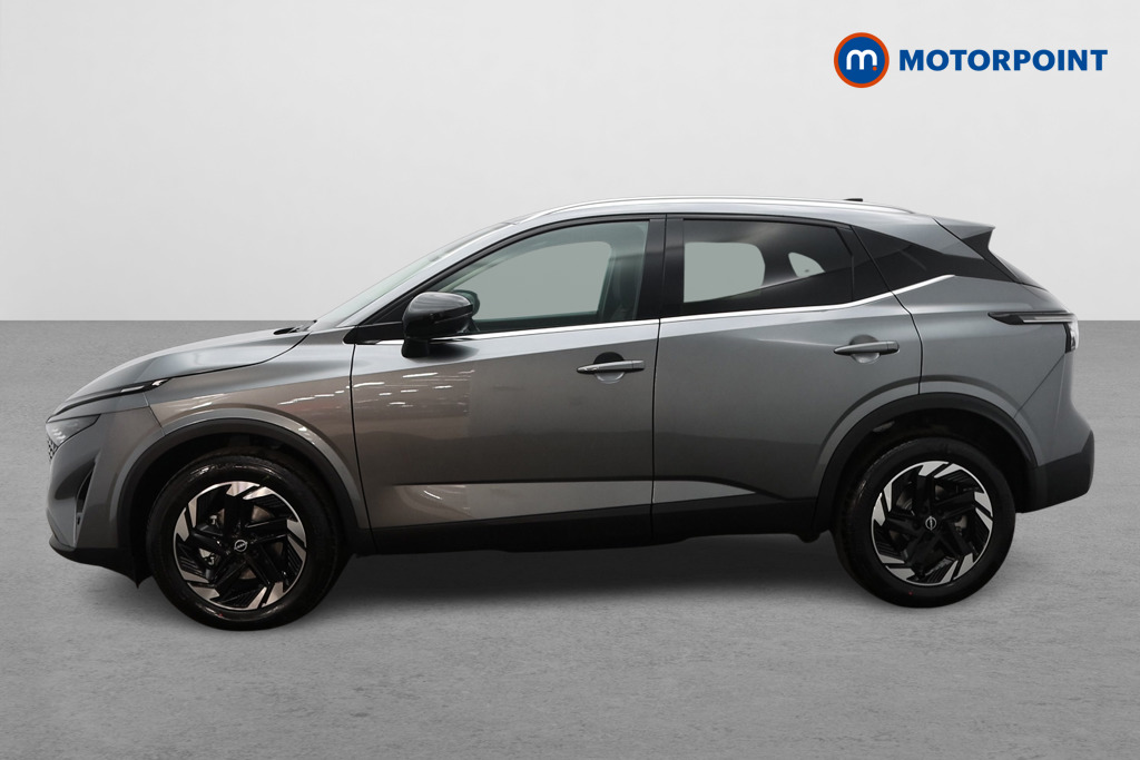 Nissan Qashqai N-Connecta Automatic Petrol SUV - Stock Number (1683512) - Passenger side