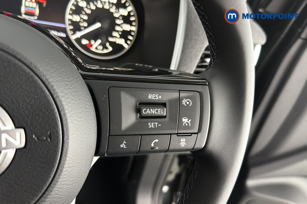 Nissan Qashqai Acenta Premium Manual Petrol SUV - Stock Number (1683514) - 3rd supplementary image