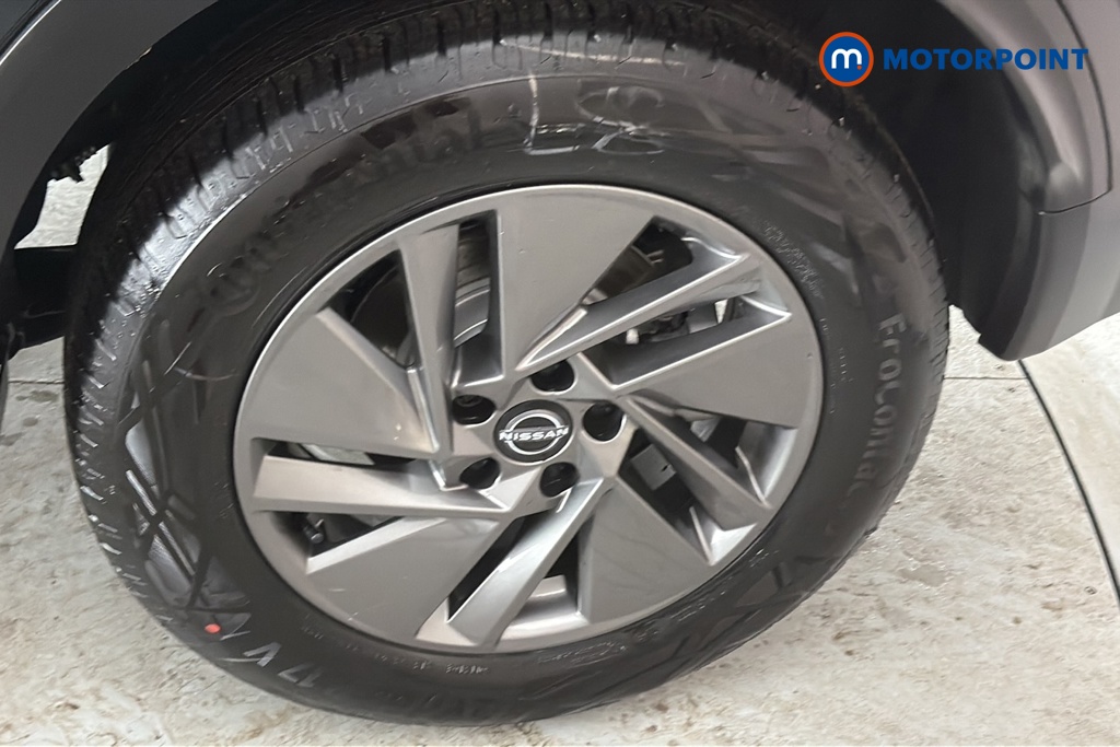 Nissan Qashqai Acenta Premium Manual Petrol SUV - Stock Number (1683514) - 45th supplementary image