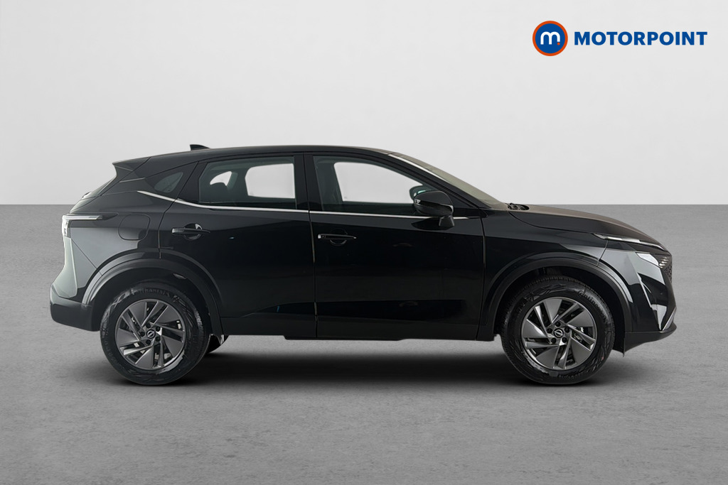 Nissan Qashqai Acenta Premium Manual Petrol SUV - Stock Number (1683514) - Passenger side