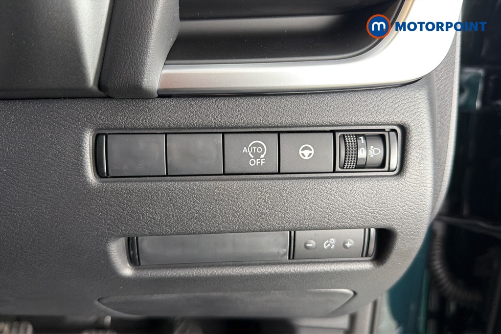 Nissan Qashqai N-Connecta Manual Petrol SUV - Stock Number (1683526) - 11th supplementary image