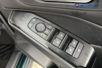 Nissan Qashqai N-Connecta Manual Petrol SUV - Stock Number (1683526) - 19th supplementary image