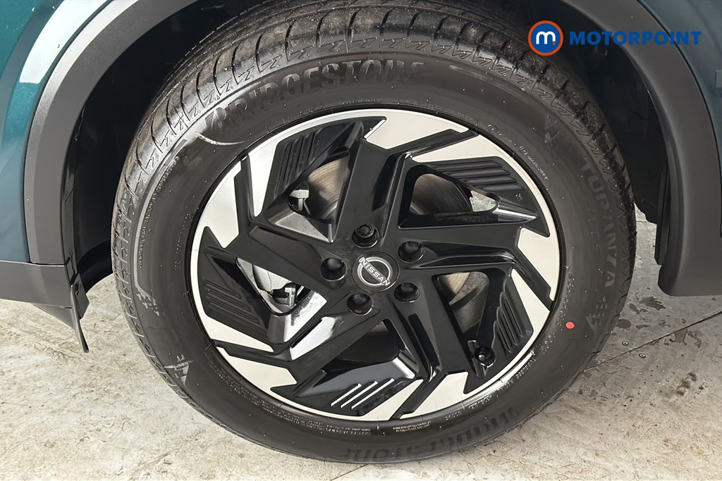 Nissan Qashqai N-Connecta Manual Petrol SUV - Stock Number (1683526) - 44th supplementary image