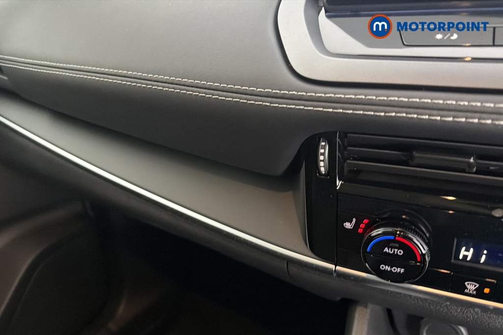 Nissan Qashqai N-Connecta Automatic Petrol SUV - Stock Number (1683549) - 14th supplementary image