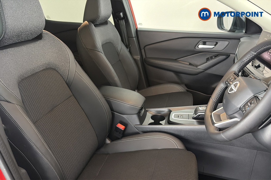 Nissan Qashqai N-Connecta Automatic Petrol SUV - Stock Number (1683549) - 22nd supplementary image