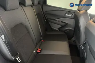 Nissan Qashqai N-Connecta Automatic Petrol SUV - Stock Number (1683549) - 25th supplementary image