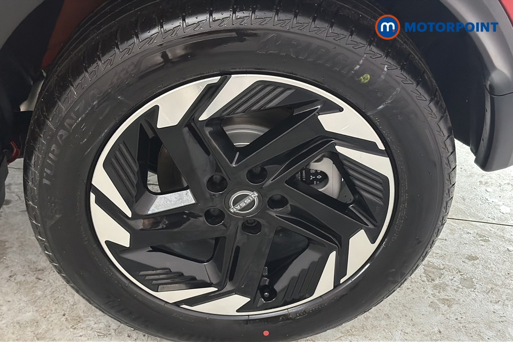 Nissan Qashqai N-Connecta Automatic Petrol SUV - Stock Number (1683549) - 45th supplementary image