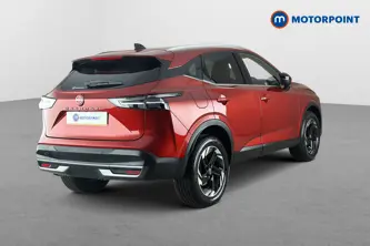 Nissan Qashqai N-Connecta Automatic Petrol SUV - Stock Number (1683549) - Passenger side rear corner