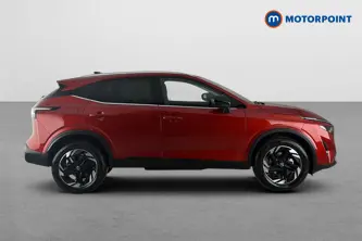 Nissan Qashqai N-Connecta Automatic Petrol SUV - Stock Number (1683549) - Passenger side