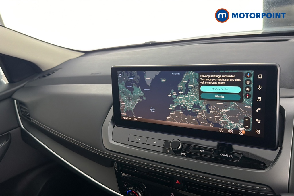 Nissan Qashqai N-Connecta Manual Petrol SUV - Stock Number (1683560) - 9th supplementary image