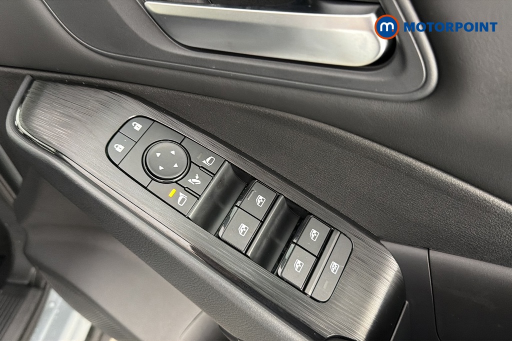 Nissan Qashqai N-Connecta Manual Petrol SUV - Stock Number (1683560) - 19th supplementary image