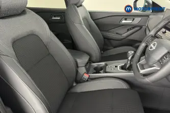 Nissan Qashqai N-Connecta Manual Petrol SUV - Stock Number (1683560) - 22nd supplementary image