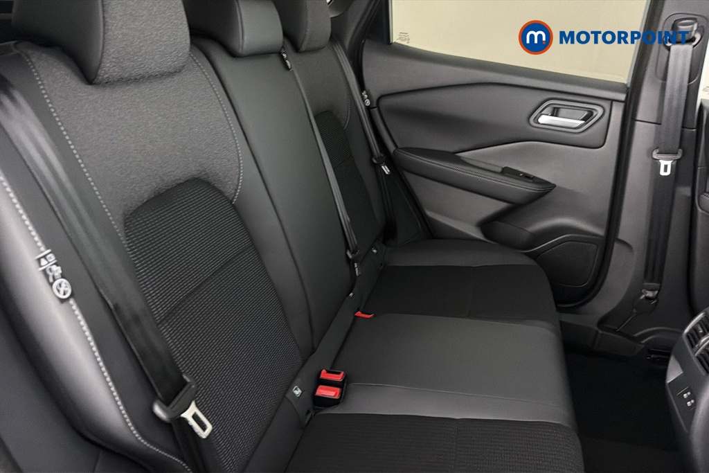Nissan Qashqai N-Connecta Manual Petrol SUV - Stock Number (1683560) - 25th supplementary image