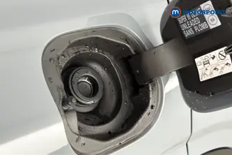 Nissan Qashqai N-Connecta Manual Petrol SUV - Stock Number (1683560) - 41st supplementary image