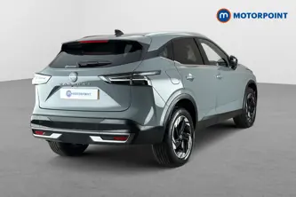 Nissan Qashqai N-Connecta Manual Petrol SUV - Stock Number (1683560) - Passenger side rear corner