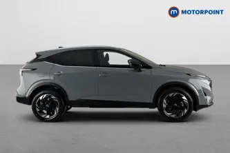 Nissan Qashqai N-Connecta Manual Petrol SUV - Stock Number (1683560) - Passenger side