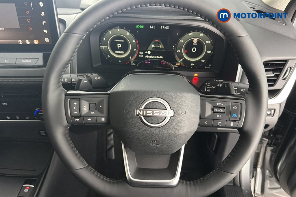 Nissan Qashqai N-Connecta Automatic Petrol SUV - Stock Number (1683572) - 2nd supplementary image