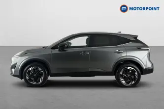 Nissan Qashqai N-Connecta Automatic Petrol SUV - Stock Number (1683572) - Drivers side