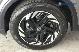 Nissan Qashqai N-Connecta Automatic Petrol SUV - Stock Number (1683572) - 44th supplementary image