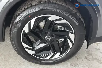 Nissan Qashqai N-Connecta Automatic Petrol SUV - Stock Number (1683572) - 47th supplementary image