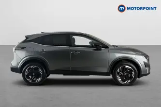 Nissan Qashqai N-Connecta Automatic Petrol SUV - Stock Number (1683572) - Passenger side