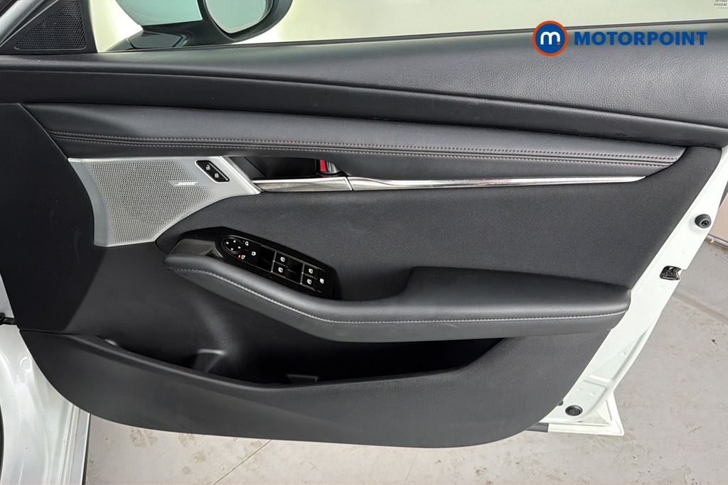 Mazda 3 Exclusive-Line Automatic Petrol Hatchback - Stock Number (1686392) - 18th supplementary image