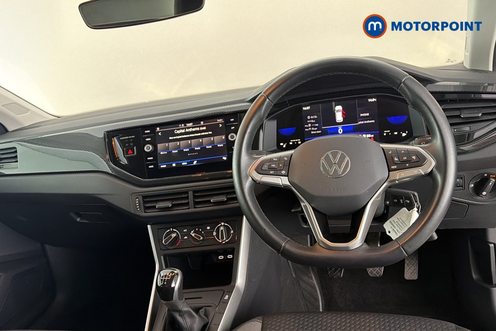 Volkswagen Polo Life Manual Petrol Hatchback - Stock Number (1686814) - 2nd supplementary image