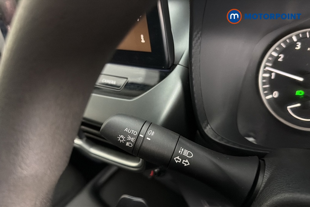 Nissan Juke Acenta Premium Automatic Petrol SUV - Stock Number (1687103) - 5th supplementary image