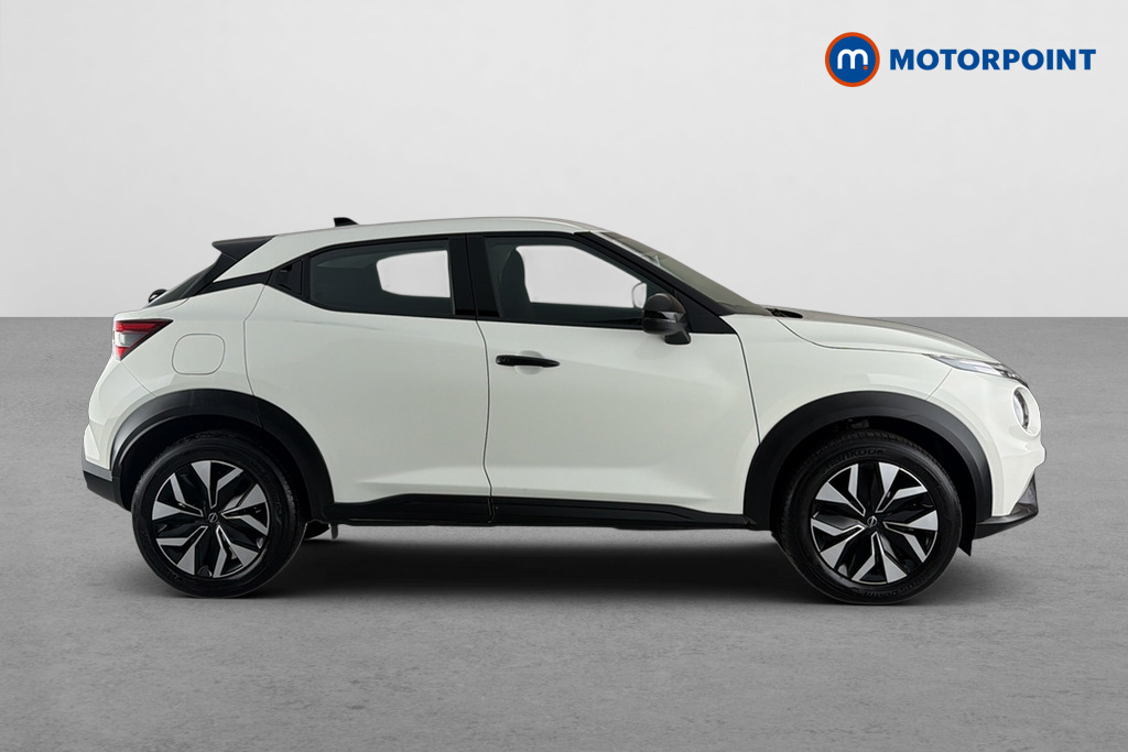 Nissan Juke Acenta Premium Automatic Petrol SUV - Stock Number (1687103) - Passenger side