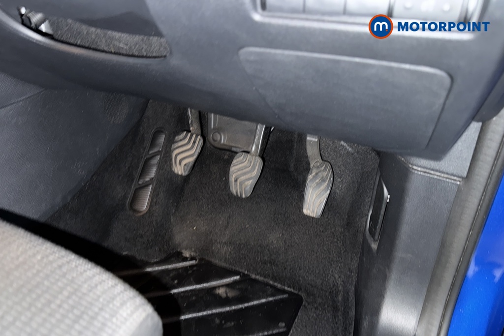 Nissan Qashqai Acenta Premium Manual Petrol SUV - Stock Number (1687227) - 24th supplementary image