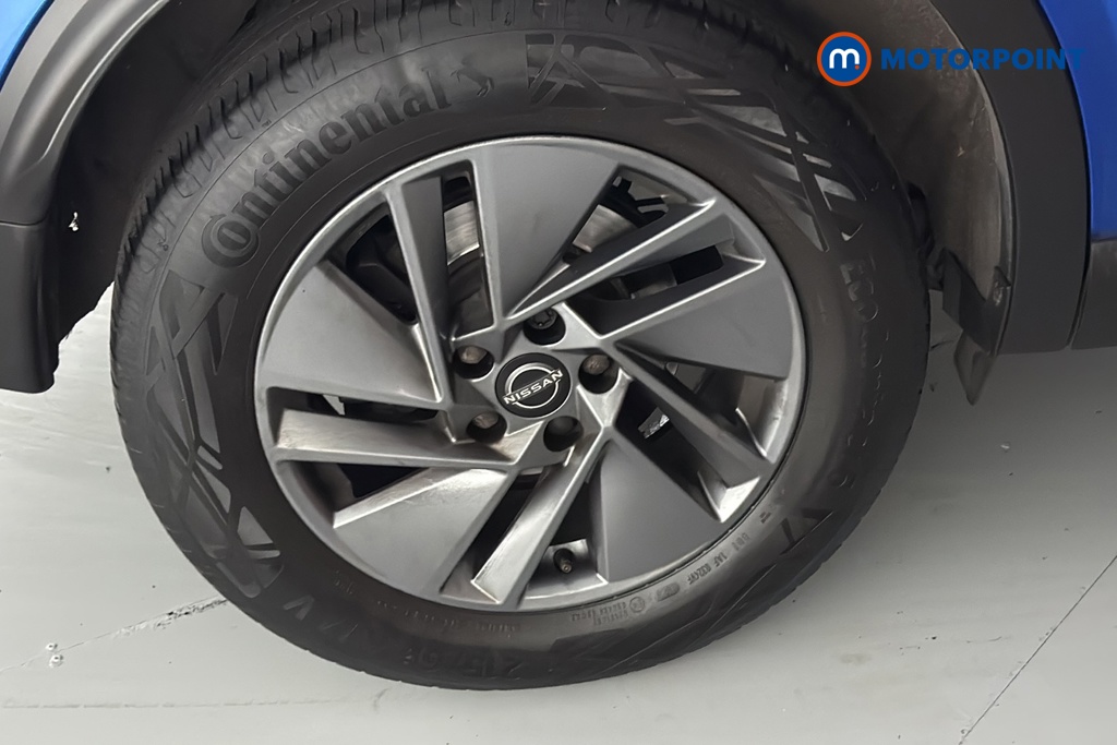 Nissan Qashqai Acenta Premium Manual Petrol SUV - Stock Number (1687227) - 46th supplementary image