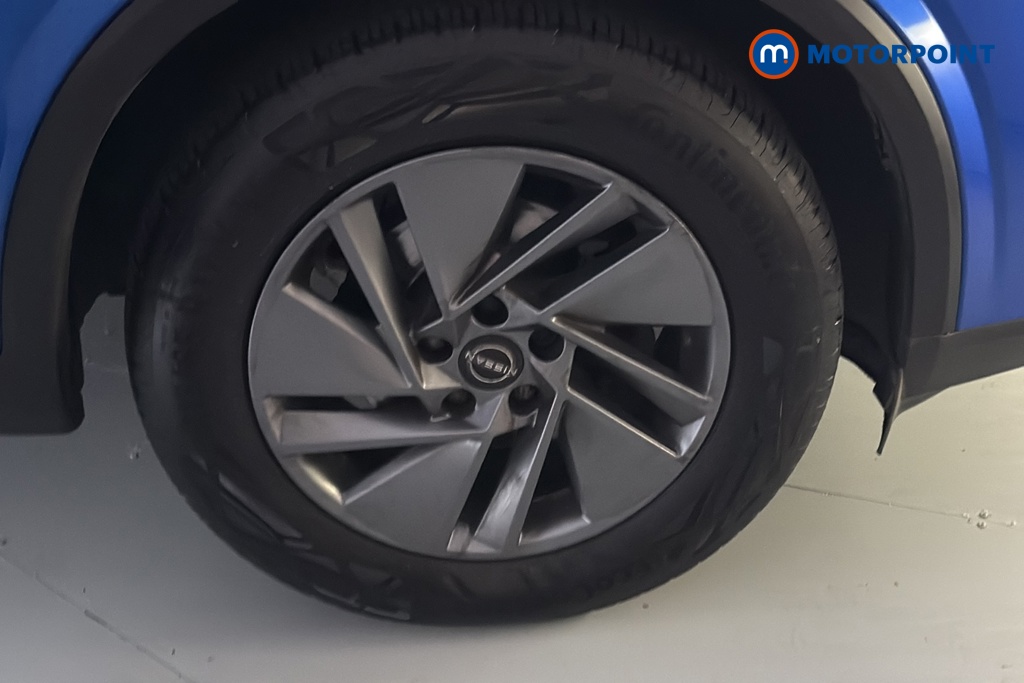 Nissan Qashqai Acenta Premium Manual Petrol SUV - Stock Number (1687227) - 47th supplementary image