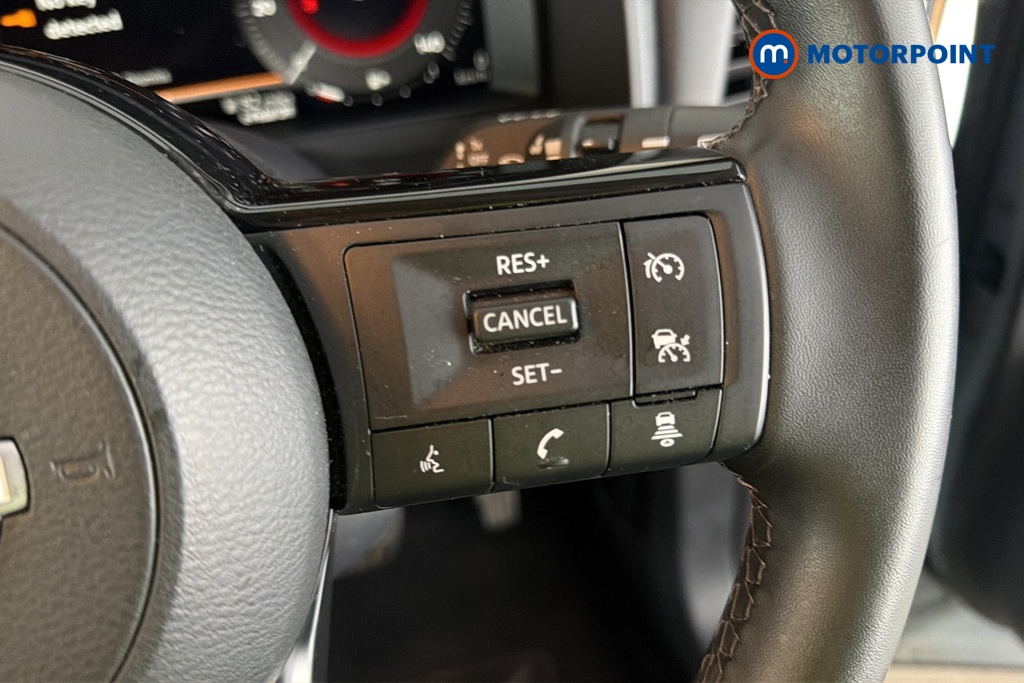 Nissan Qashqai N-Connecta Automatic Petrol-Electric Hybrid SUV - Stock Number (1687670) - 3rd supplementary image