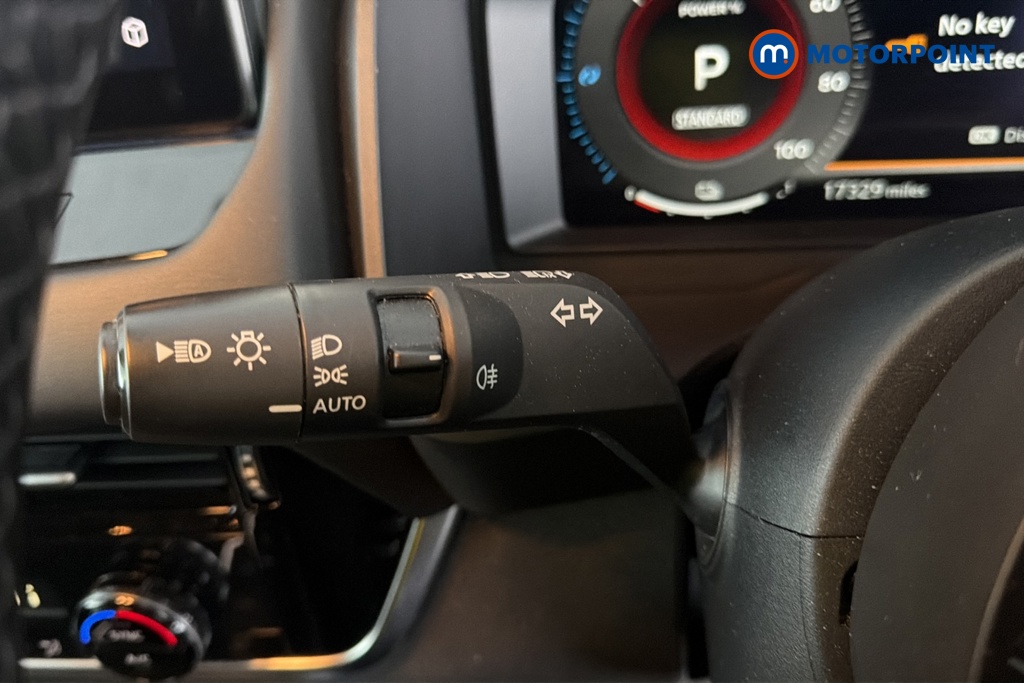 Nissan Qashqai N-Connecta Automatic Petrol-Electric Hybrid SUV - Stock Number (1687670) - 5th supplementary image