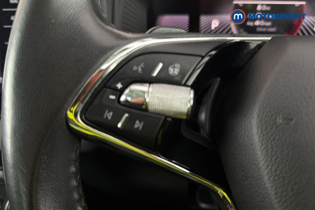 Skoda Karoq Se L Automatic Petrol SUV - Stock Number (1687675) - 4th supplementary image