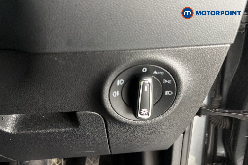Skoda Karoq Se L Automatic Petrol SUV - Stock Number (1687675) - 11th supplementary image