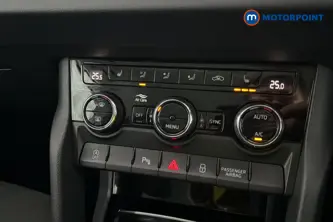 Skoda Karoq Se L Automatic Petrol SUV - Stock Number (1687675) - 14th supplementary image