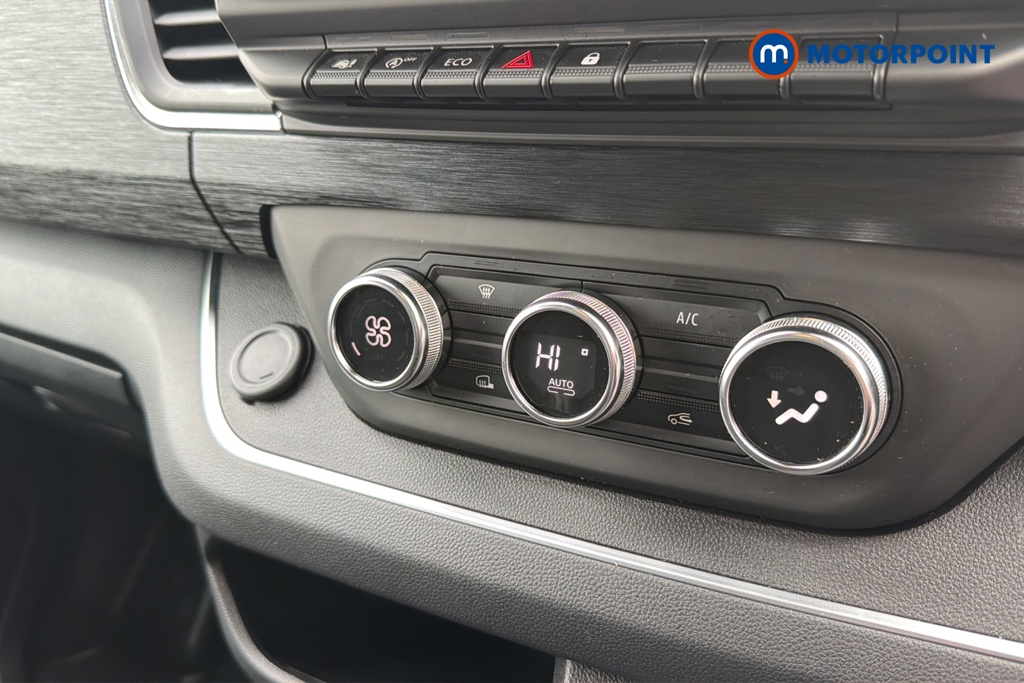 Renault Trafic Extra Sport Manual Diesel Panel Van - Stock Number (1687943) - 12th supplementary image