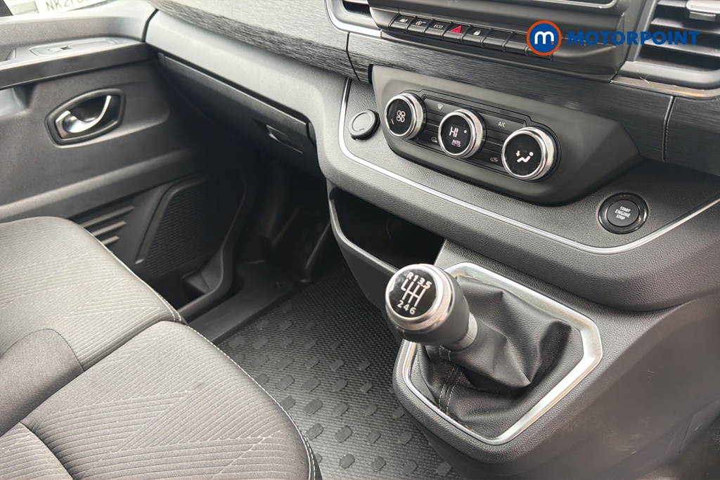 Renault Trafic Extra Sport Manual Diesel Panel Van - Stock Number (1687943) - 15th supplementary image